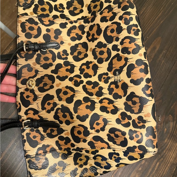 Coach bag - wild beast leopard print Gary baseman turn lock - Picture 11 of 16
